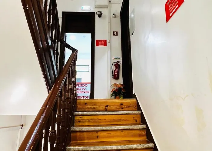 Apartamento Bernardim Ribeiro - 4ª Andar * Lisboa