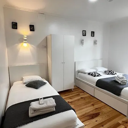 Bernardim Ribeiro - 4ª Andar Accommodatie bij particulieren Lissabon