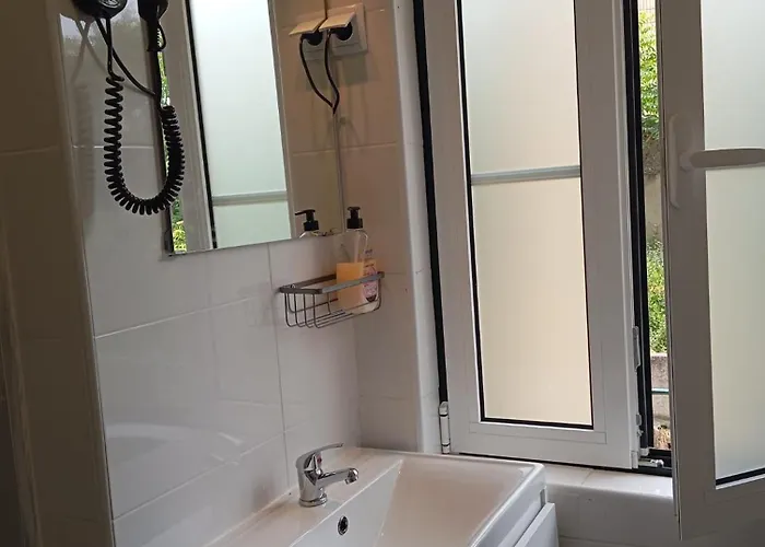 Apartamento Bernardim Ribeiro - 4ª Andar * Lizbona